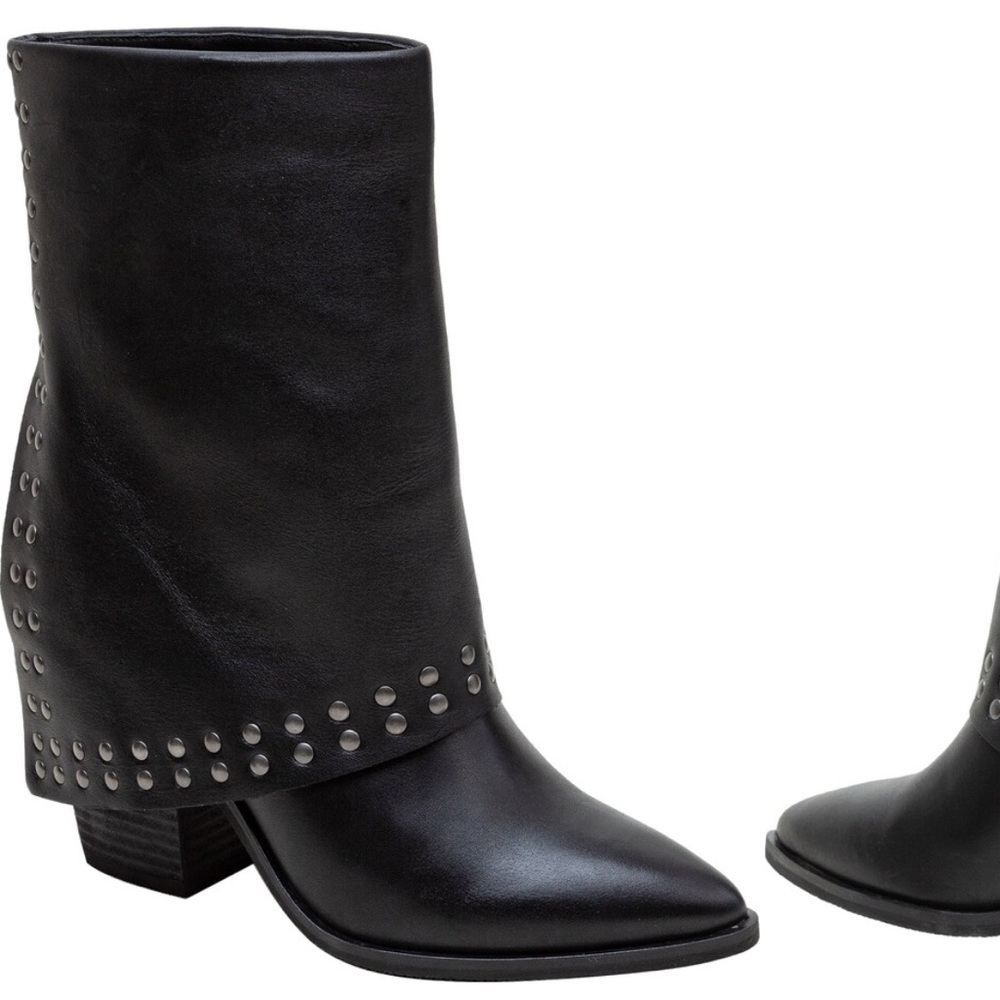 Lisa Vicky Mighty-V Black Polished Leather Booties, Size 7.5, EUC